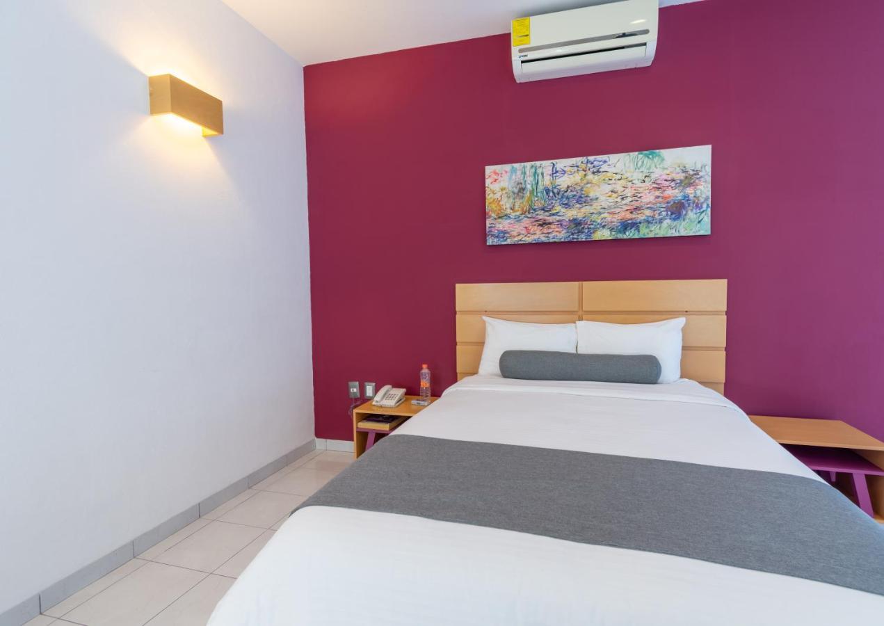 Hotel Mexico Inn Express Salamanca Exteriér fotografie